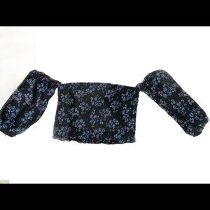 Wild Fable Black floral crop top